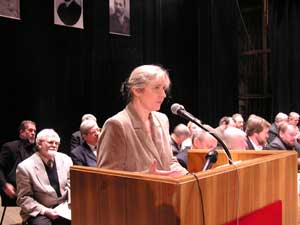 Учредительный съезд СРН. Выступает Т.Миронова