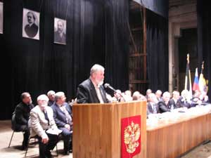 Учредительный съезд СРН. Выступает В.Калентьев