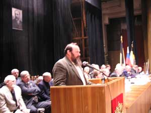 Учредительный съезд СРН. Выступает В.Ерчак