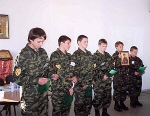 Курсанты Военно-патриотического клуба св. Георгия Победоносца представляют литературно-музыкальную композицию \"Памяти цесаревича Алексия\"