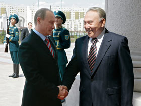 Президент Владимир Путин и Нурсултан Назарбаев. (Фото ИТАР-ТАСС)