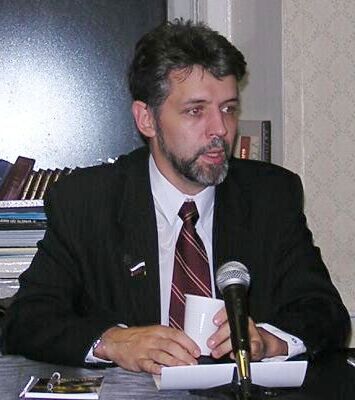 Андрей Савельев