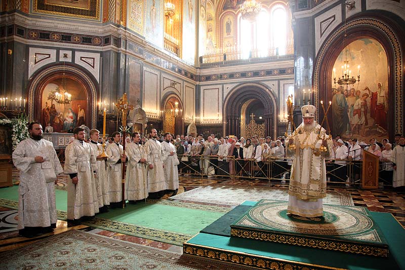 Патриаршее Богослужение в Храме Христа Спасителя (Фото с сайта Патриархия.Ру)